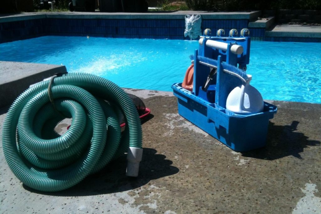 nettoyer-filtre-de-la-piscina